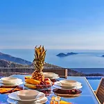 2 Bedroom Seaview With Private Pool Jacuzzi