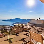 2 Bedroom Seaview With Private Pool Jacuzzi Villa *