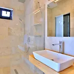 2 Bedroom Seaview With Private Pool Jacuzzi Villa *