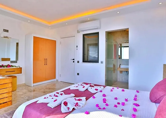 Villa 2 Bedroom Seaview With Private Pool Jacuzzi *